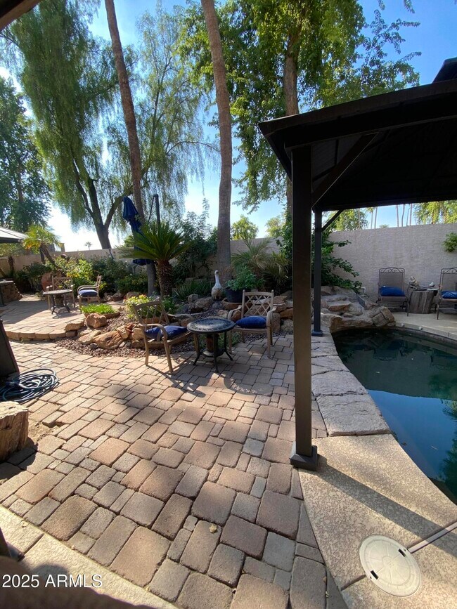 Building Photo - 3376 N 130th Ave