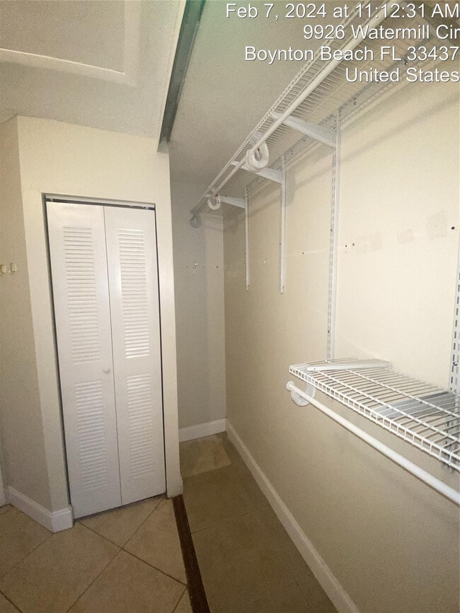 Building Photo - 9926 Watermill Cir