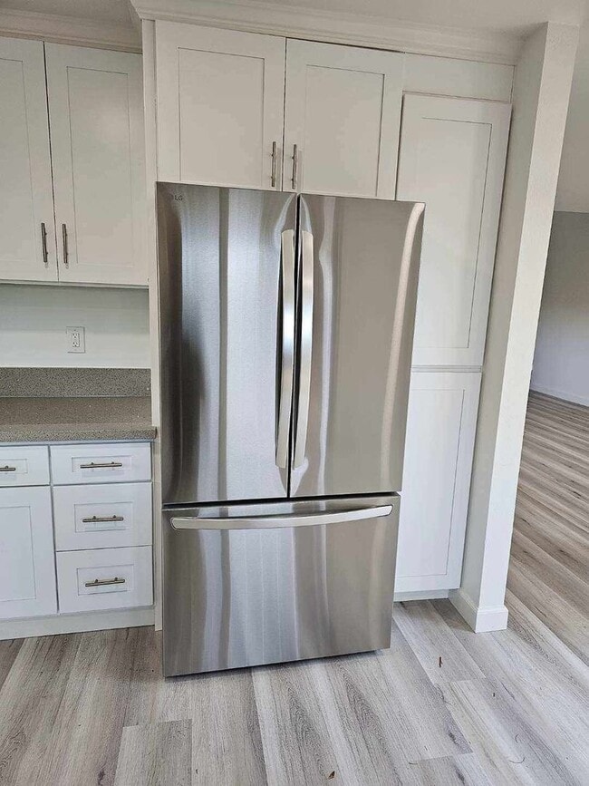 Building Photo - Gorgeous PRIVATE GATED COMMUNITY 3 Bed/2.5 Bath Townhome in Terrace Hills - San Jose