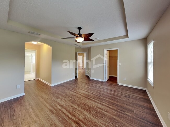 Building Photo - 729 Porto Cristo Ave