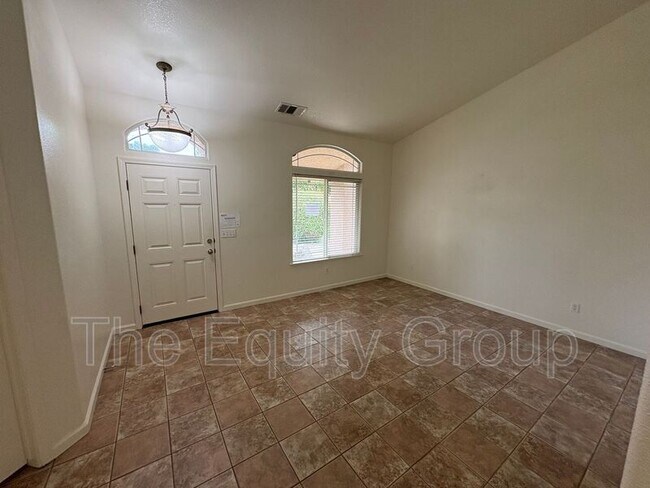 Building Photo - 3432 S Martin Ct