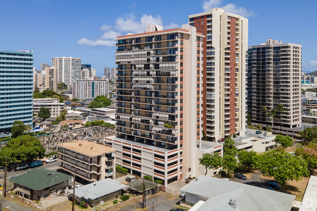 Rainbow place - 2754 Kuilei St Honolulu HI 96826 | Apartment Finder