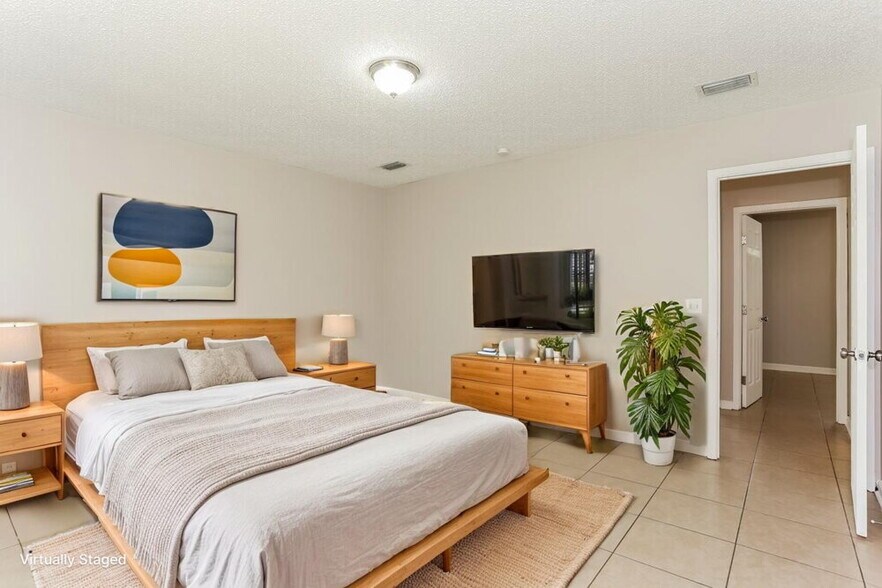 Building Photo - 7125 Star Rush Dr
