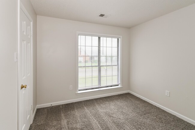 Building Photo - 6567 W Crystal Oak Cove