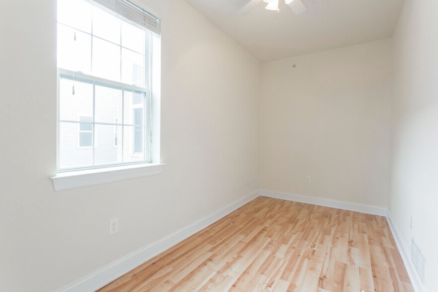 Building Photo - 1935 N 7th St