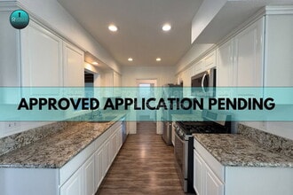 Building Photo - 9817 Olive St