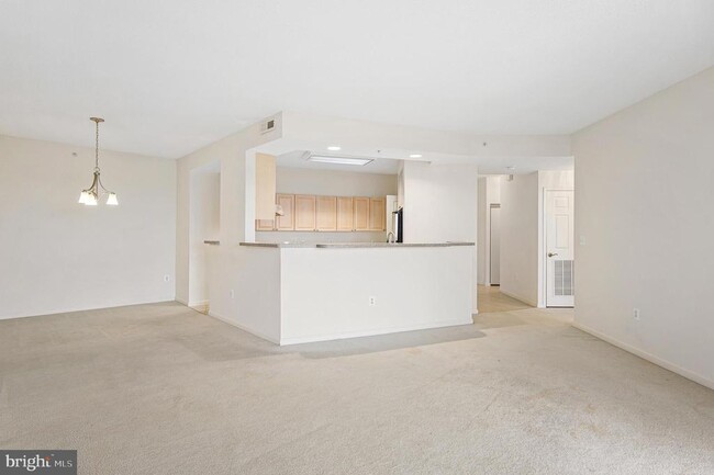 Building Photo - 19355 Cypress Ridge Terrace