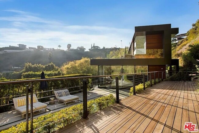 Building Photo - 1331 Belfast Dr