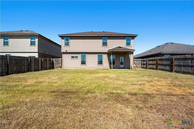 Building Photo - 1602 Gigante Dr