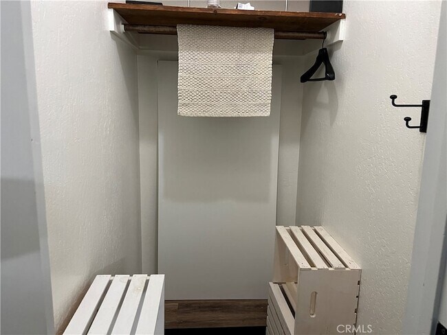 Building Photo - 22903 Waters Dr