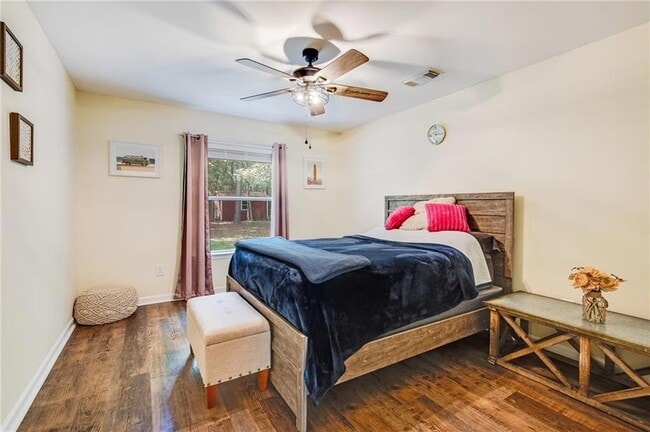 Building Photo - 20110 Tammany Ave