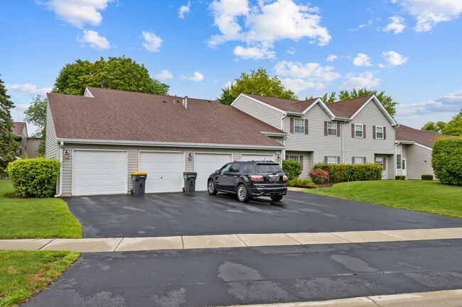 Building Photo - 56 N Victoria Ln