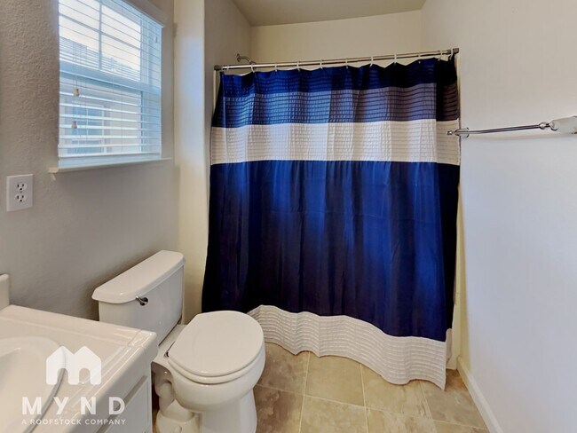 Building Photo - 6627 Sportoletti Dr