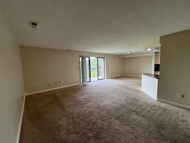 Building Photo - 7271 Beacon Hill Dr