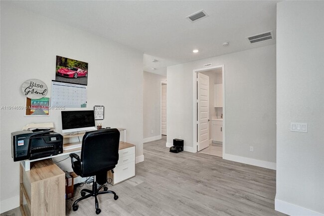 Building Photo - 10795 Oceano Wy