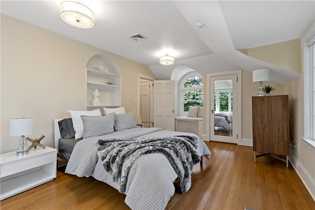 Building Photo - 126 Edgemont Rd