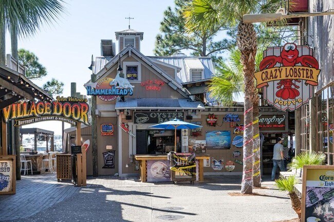 Building Photo - 5002 S Sandestin Blvd