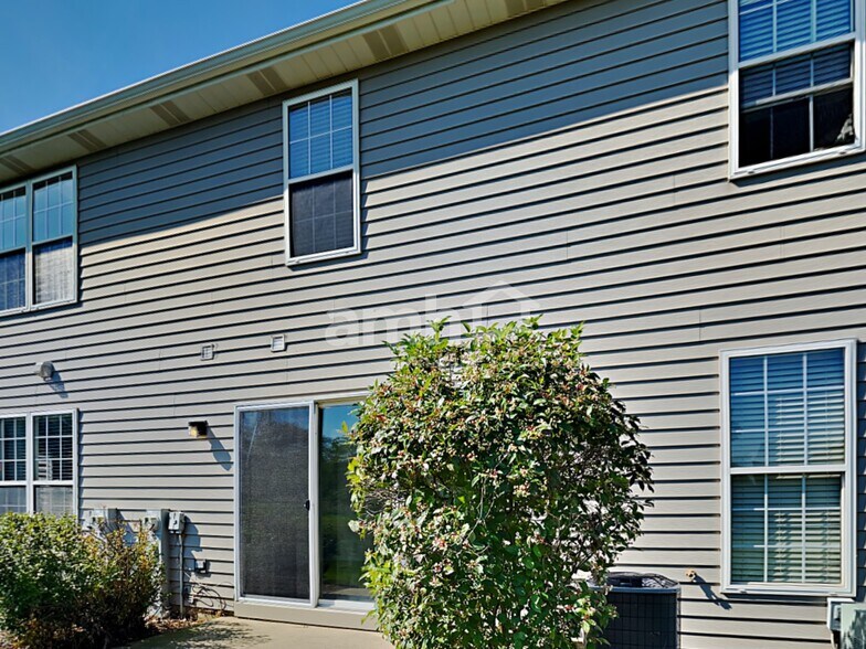 Building Photo - 1082 Horizon Ridge Dr