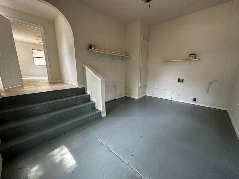 Building Photo - 1628 Sacramento