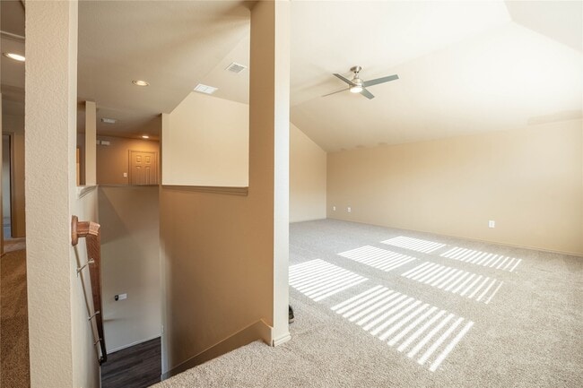 Building Photo - 5765 Sapphire Pool Trail