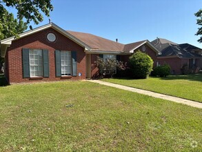 Building Photo - 7501 Brampton Ln