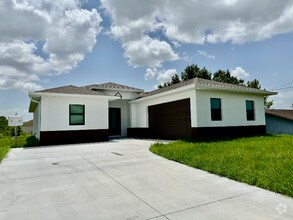 Building Photo - 1313 Floyd Ave S