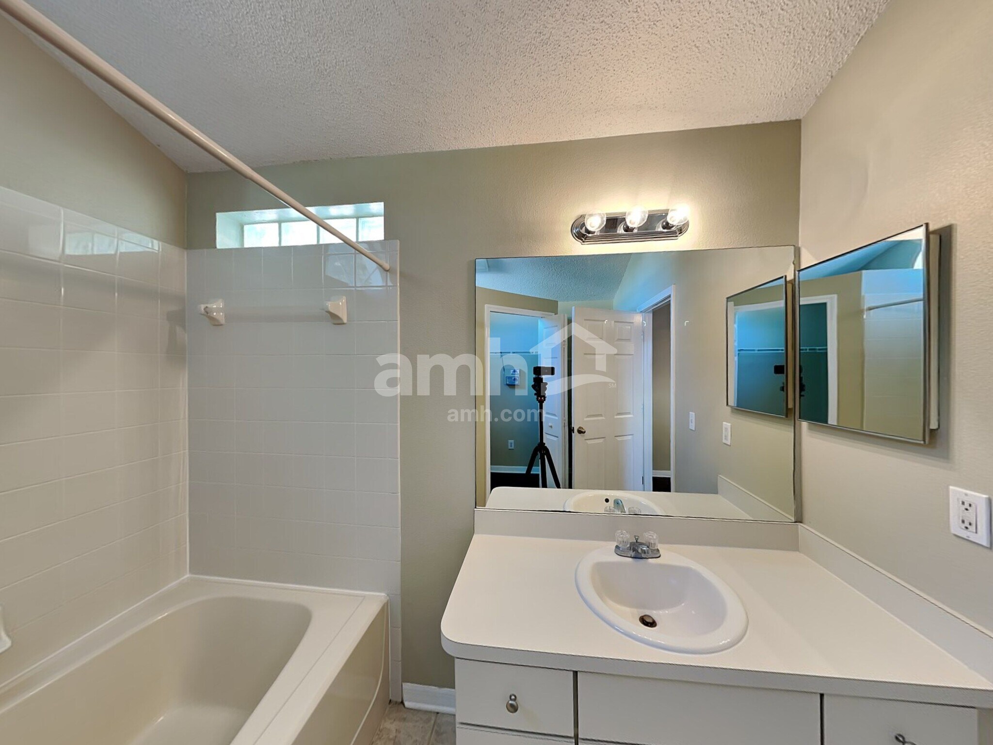 Building Photo - 6606 Northhaven Ct