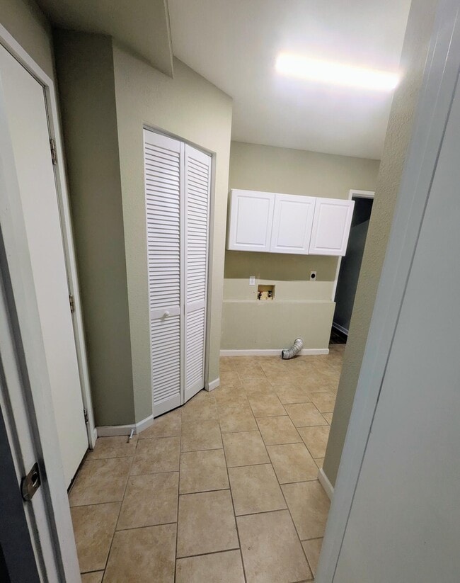 Building Photo - 4815 Baxter Ct