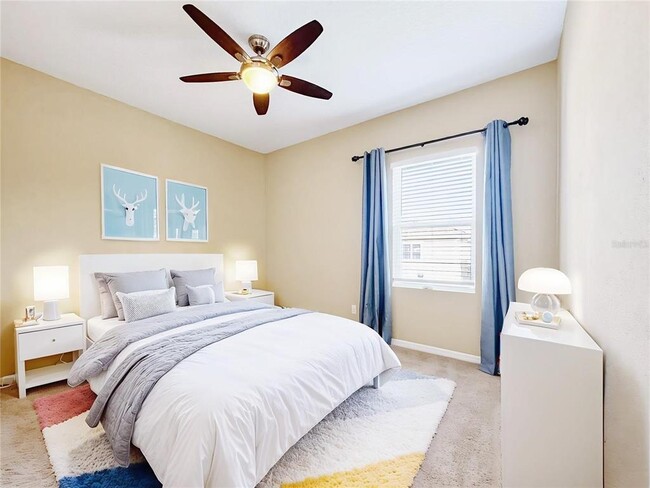 Building Photo - 5518 Thomas Square Dr