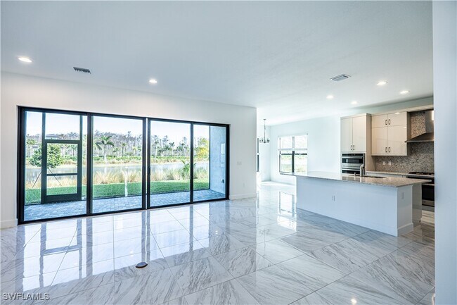 Building Photo - 12813 Hawkins Dr