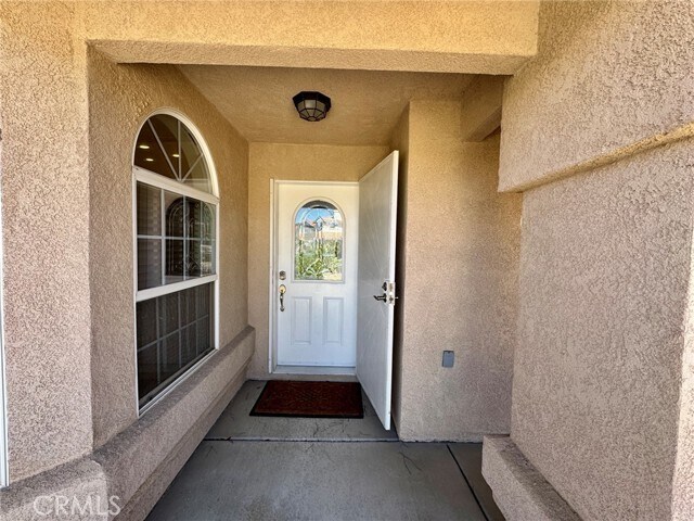 Building Photo - 18015 Wildwood Dr