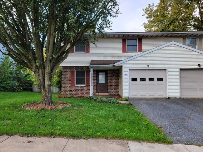 Building Photo - 119 Tom Ave