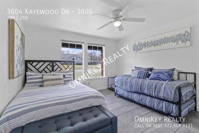 Building Photo - 3604 Kayewood Dr