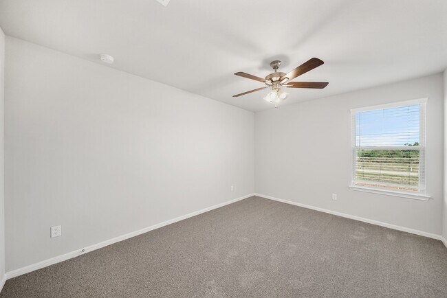 Building Photo - 13313 Nabob Dr