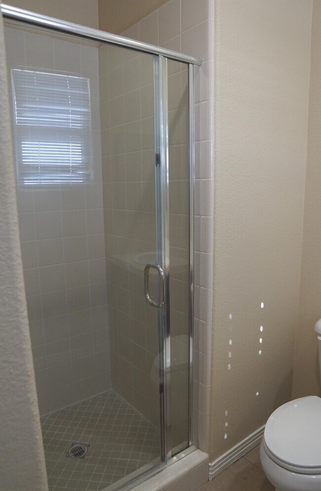 Building Photo - 35579 Domani Dr