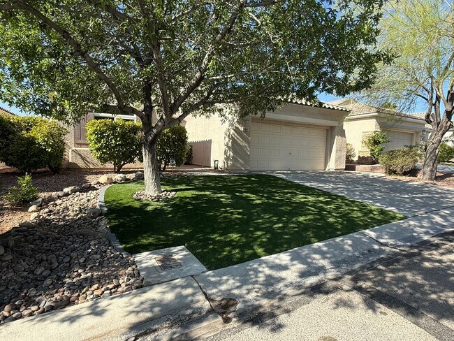 Building Photo - MOVE IN SPECIAL! FIRST TWO WEEKS RENT FREE...