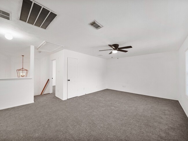 Building Photo - 1011 Backland Ct