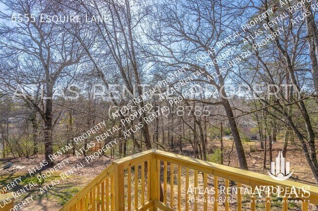 Building Photo - 6555 Esquire Ln