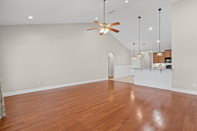 Building Photo - 23904 Tullamore Dr