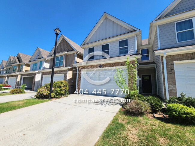 Building Photo - 206 Lyndon Wy NW