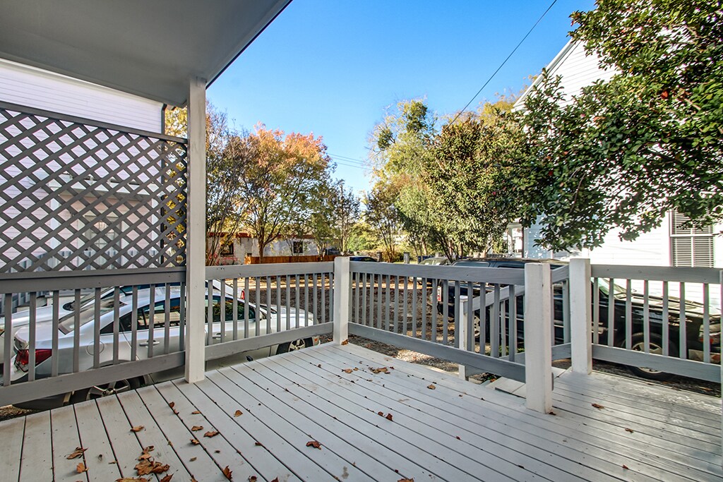 Building Photo - 303 W Henry St