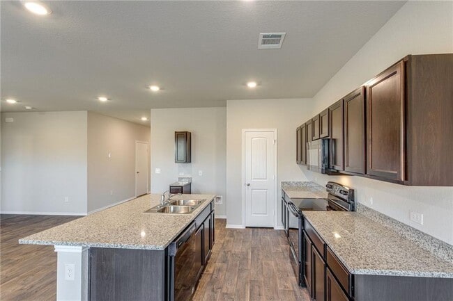 Building Photo - 15201 Siberian Elm Ln