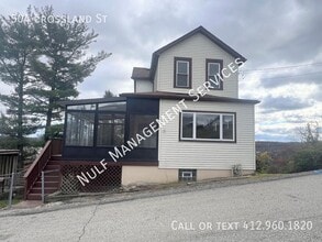 Building Photo - 504 Crossland St