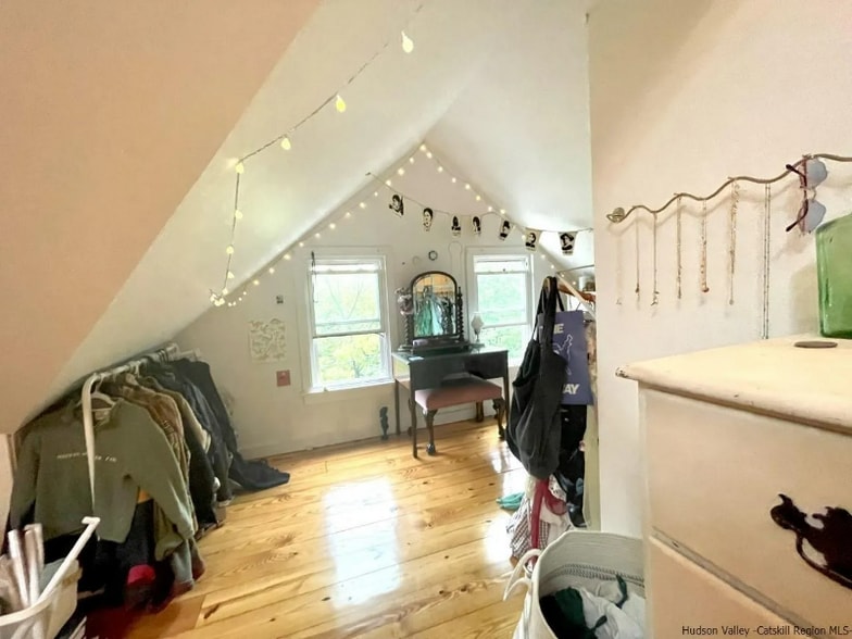 Building Photo - 4 Underwood St