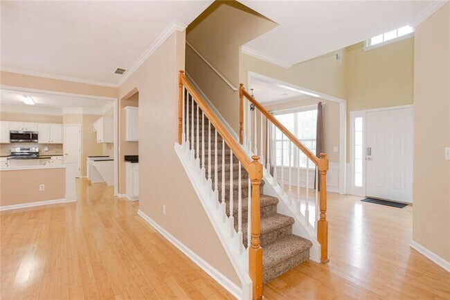 Building Photo - 3008 Donamire Ave NW