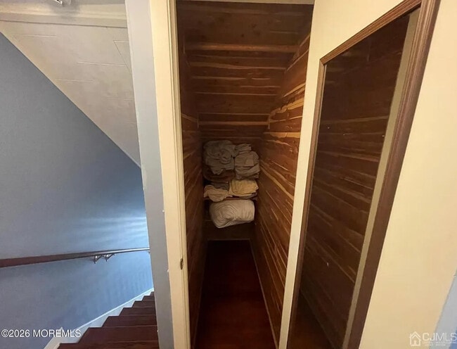 Building Photo - 90 Minnesink Rd