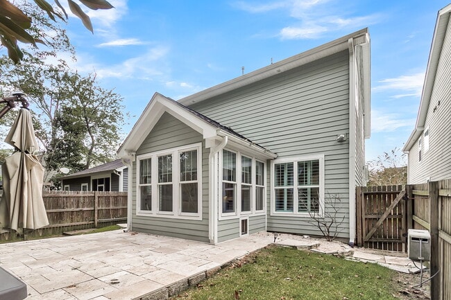 Building Photo - 4 Bed 3 Bath on Tepal - NEW