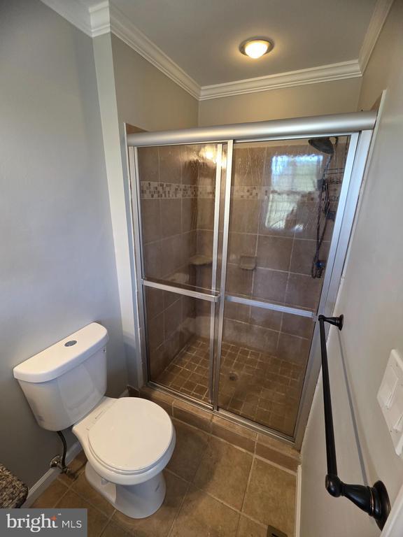 Building Photo - 307 Meadow Ct