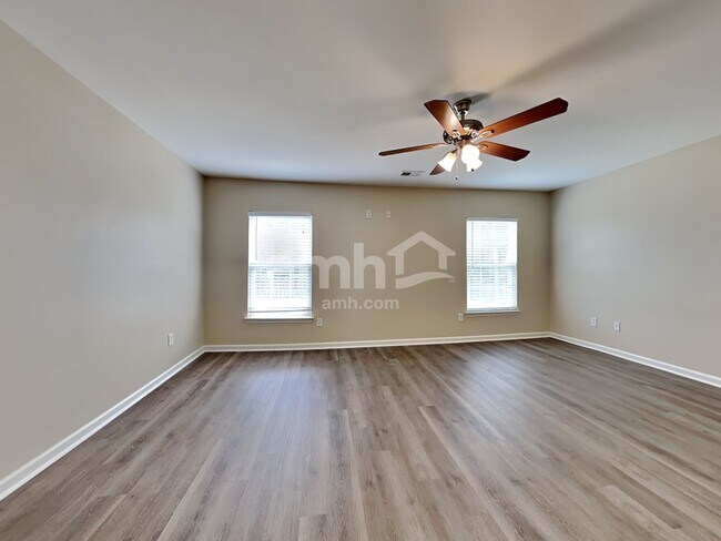 Building Photo - 1100 Briar Rose Ln