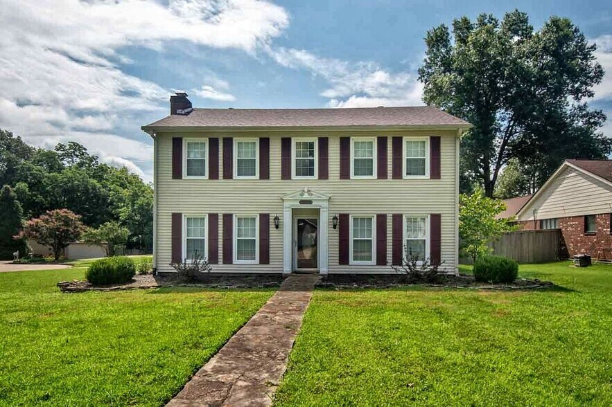 Primary Photo - 2598 Cedar Ridge Dr